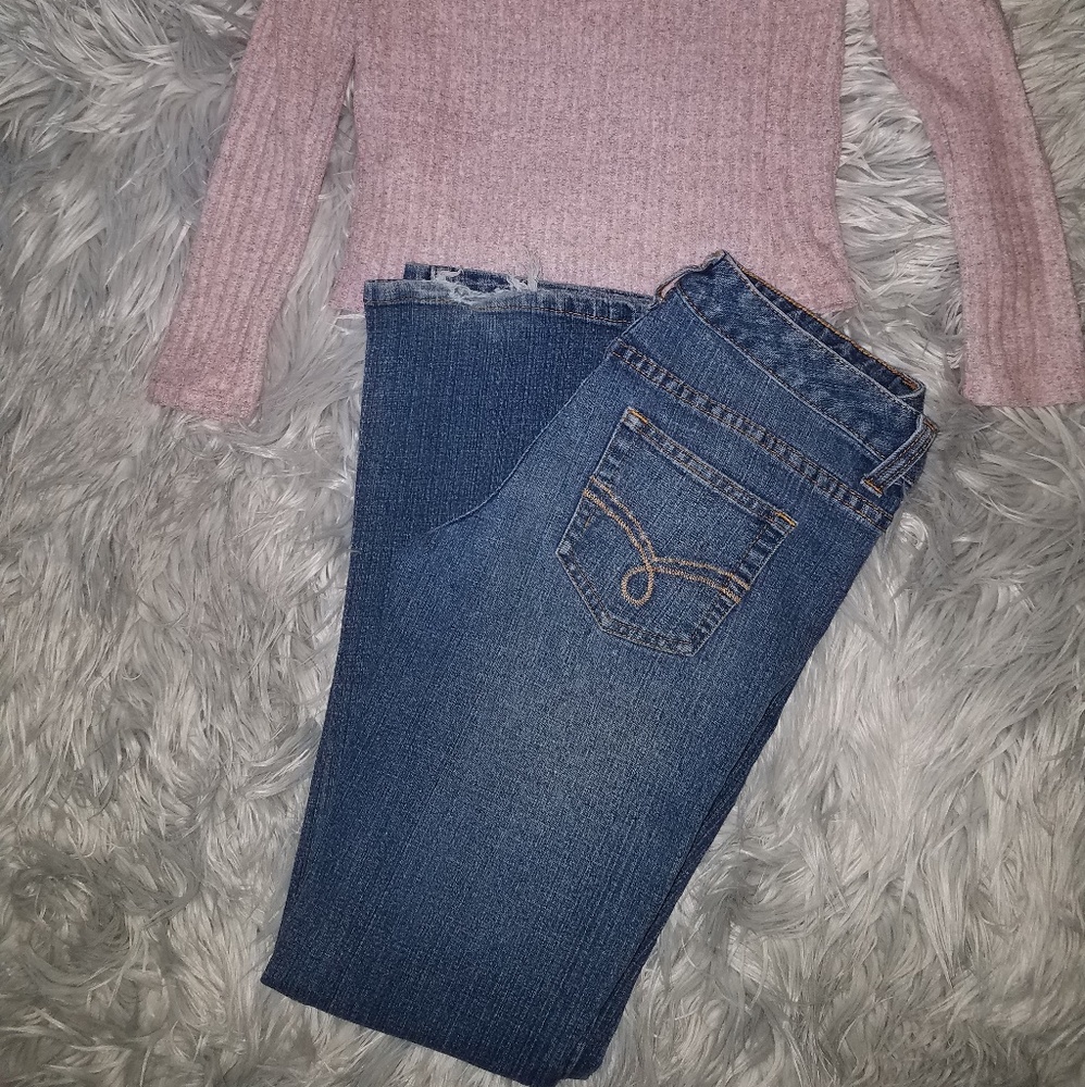American Rag Bootcut Jeans - Picture 2 of 4